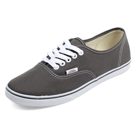 Vans - Picture 1 of 6